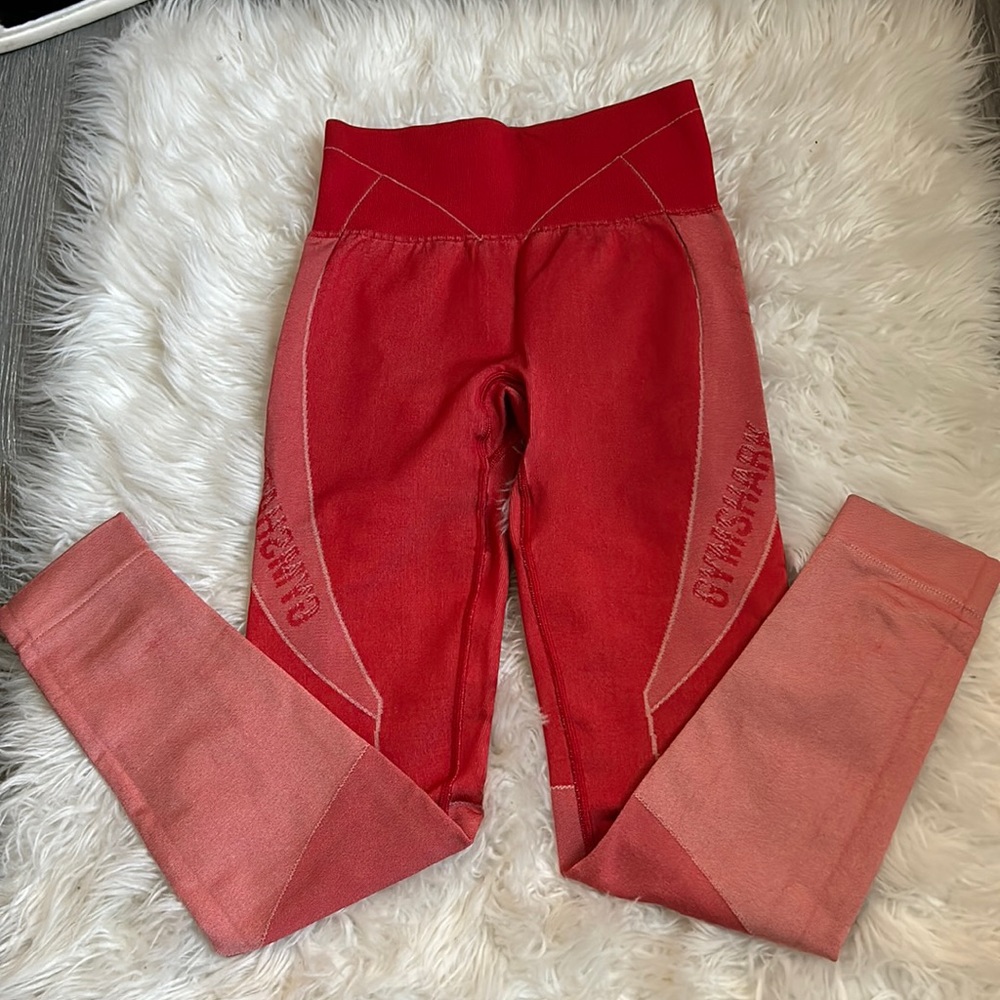 Red Gymshark leggings